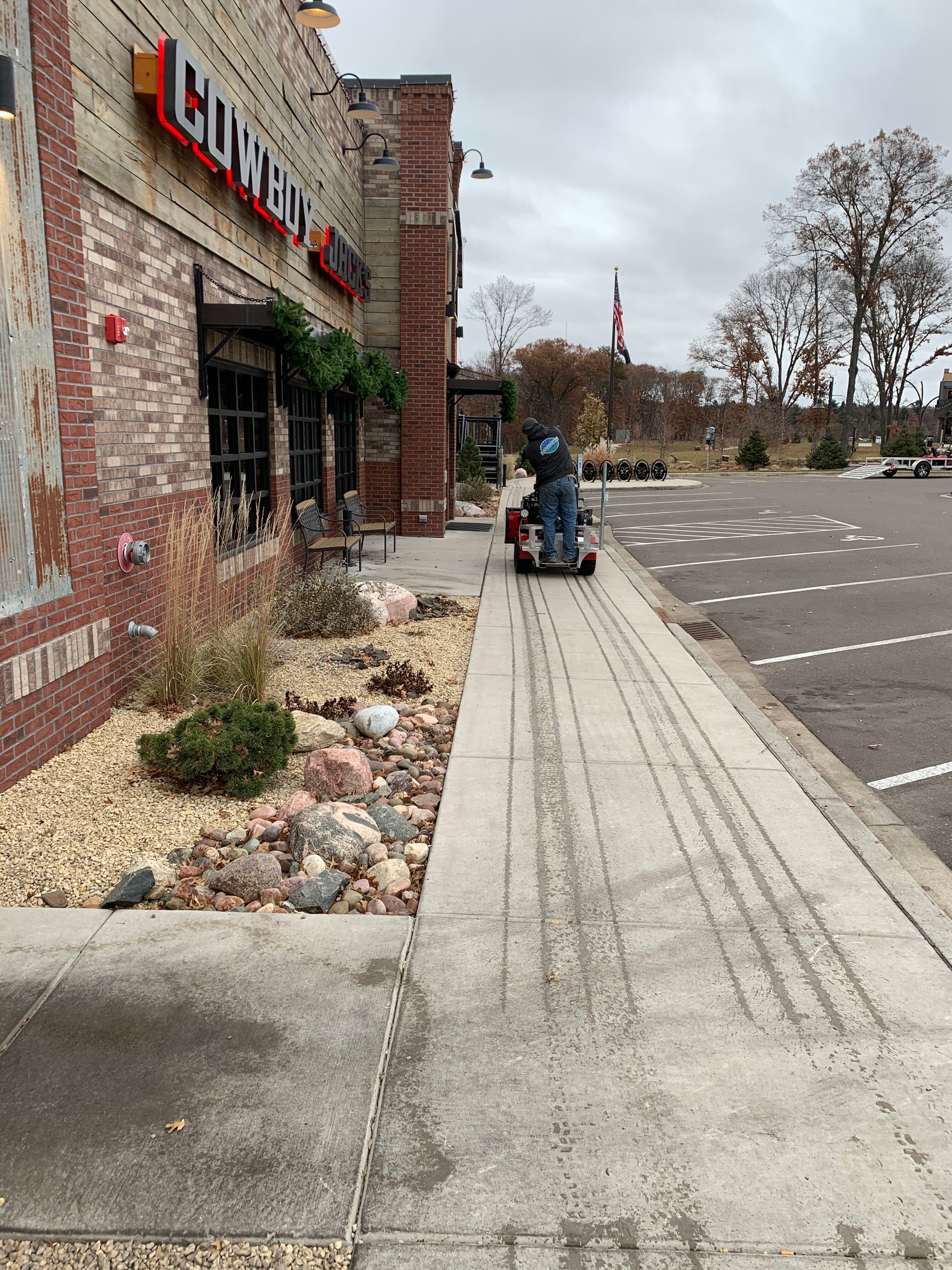 commercial snow removal brine 4